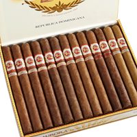 La Aurora Anthology Sampler Box  25 Cigars