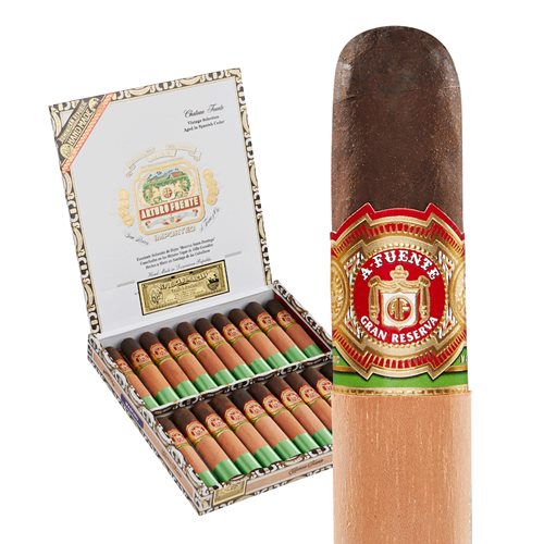 https://img.cigarsinternational.com/product/iris/bgwhite/wd500/afa-pm-1067_open.png?v=598172&format=jpg&quality=84